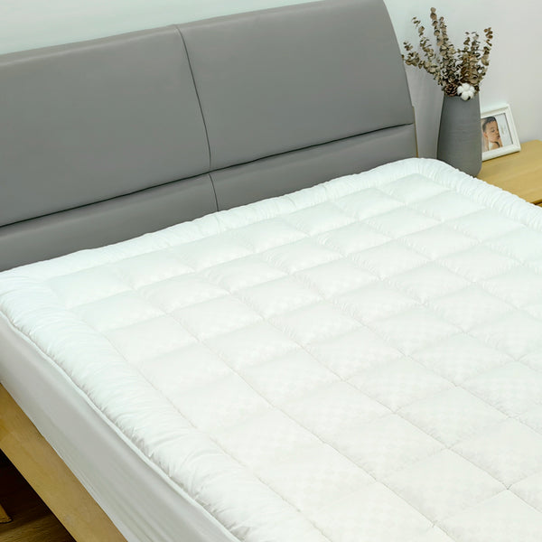 Quilted Fitted Fluffy & Soft Mattress Pad, Breathable Mattres Topper,